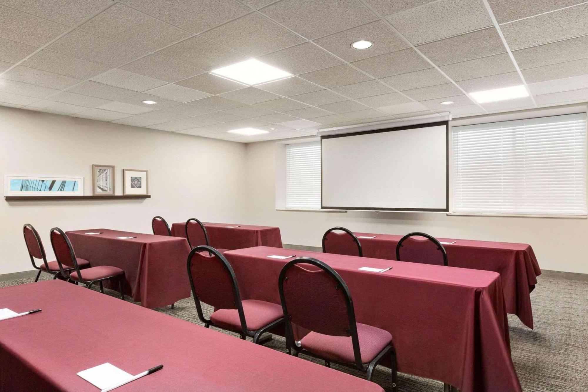 Country Inn & Suites By Radisson, Fort Worth West L-30 Nas Jrb 외부 사진