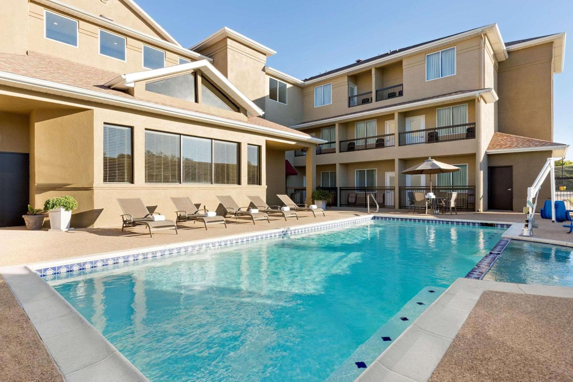 Country Inn & Suites By Radisson, Fort Worth West L-30 Nas Jrb 외부 사진