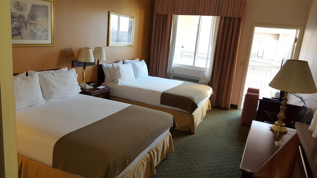 Country Inn & Suites By Radisson, Fort Worth West L-30 Nas Jrb 외부 사진